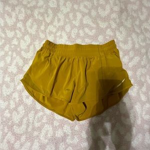 Lululemon Hotty Hot Shorts!